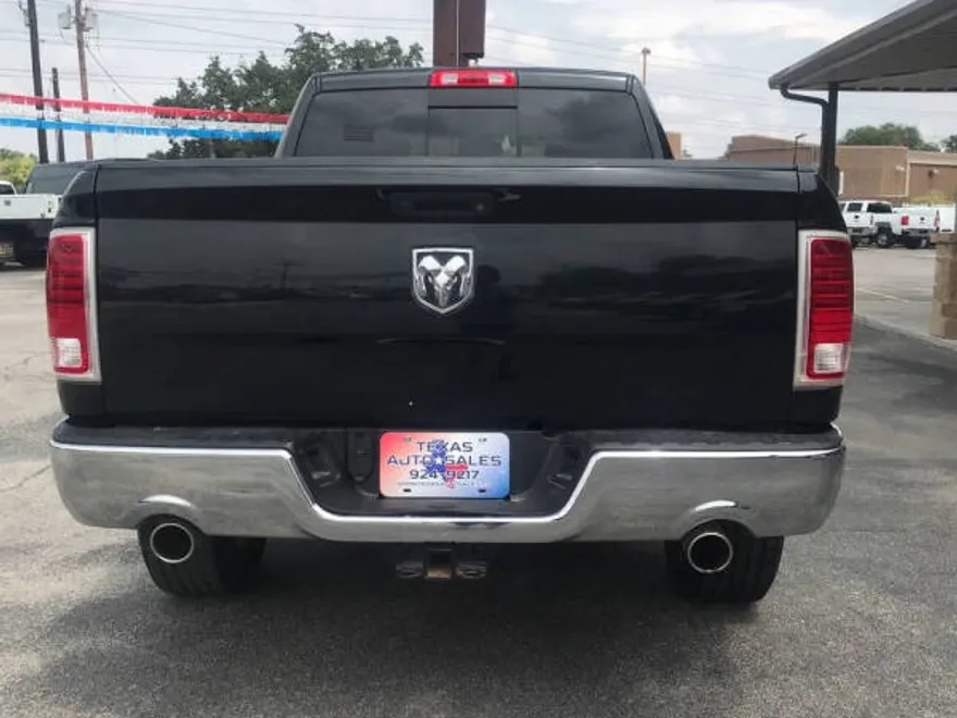2017 Ram 1500 Laramie photo 1