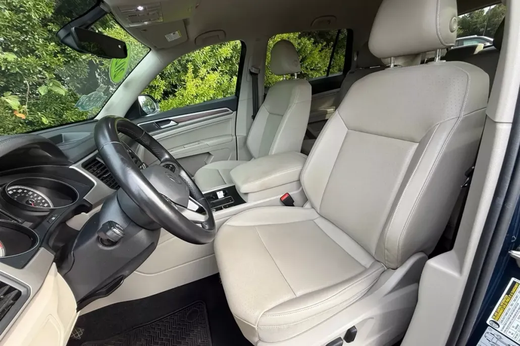 2021 Volkswagen Atlas SE Technology photo 1