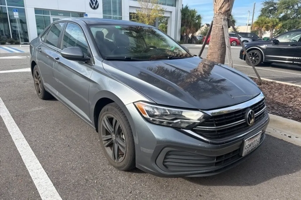 2022 Volkswagen Jetta 1.5T SE photo 1