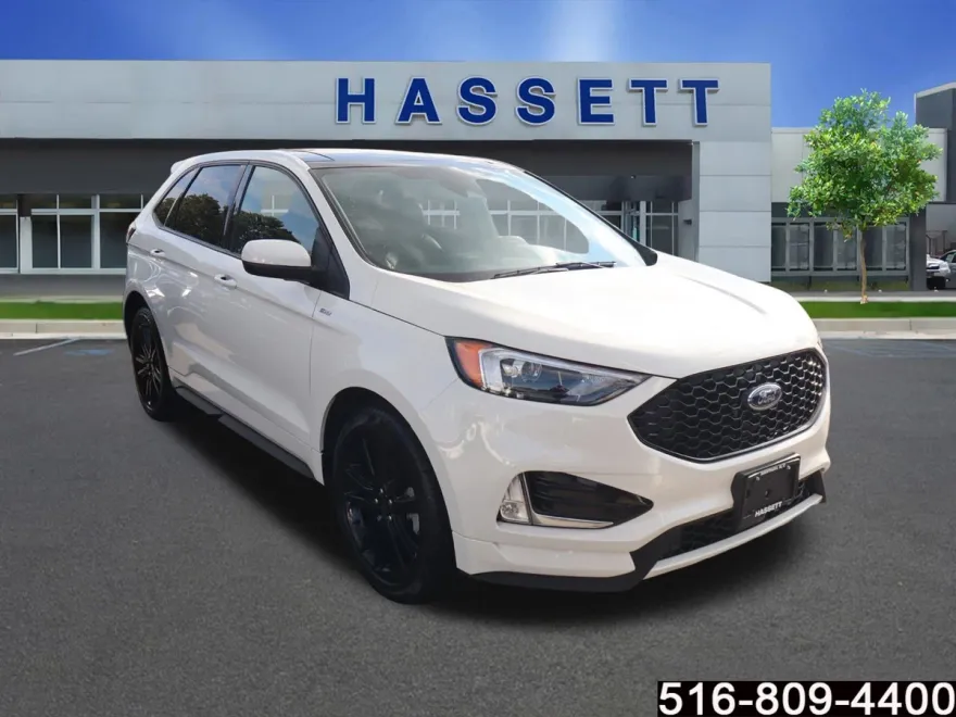 2022 Ford Edge ST-Line photo 1