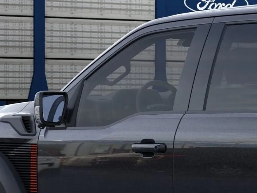 2025 Ford F-150 Raptor photo 1