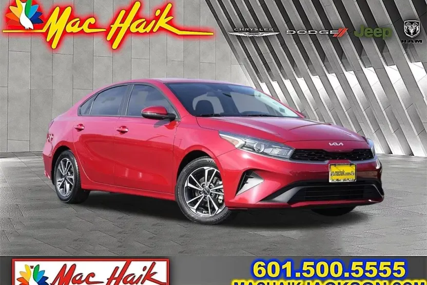 2022 Kia Forte LXS photo 1