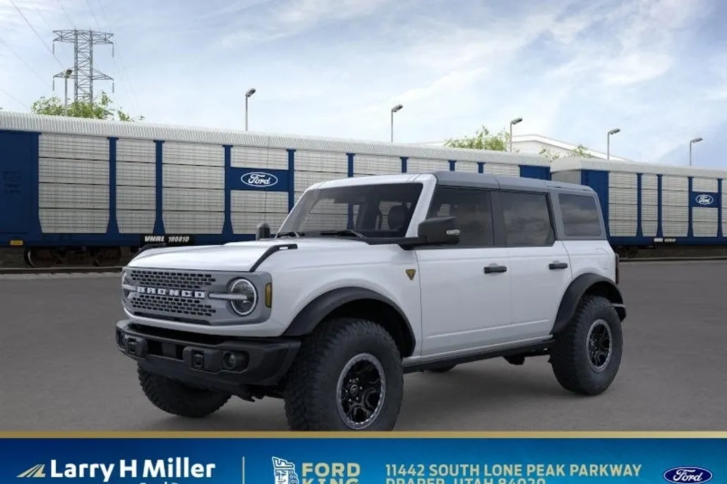 2025 Ford Bronco Badlands photo 1