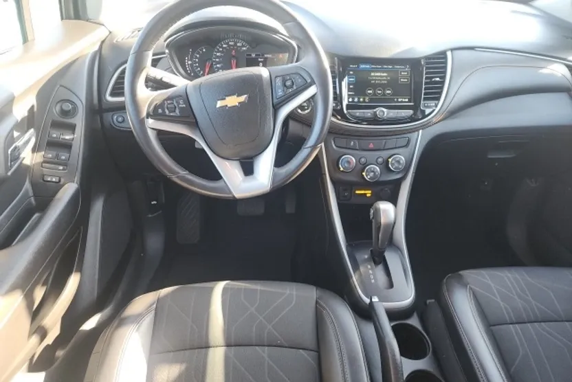 2019 Chevrolet Trax LT photo 1
