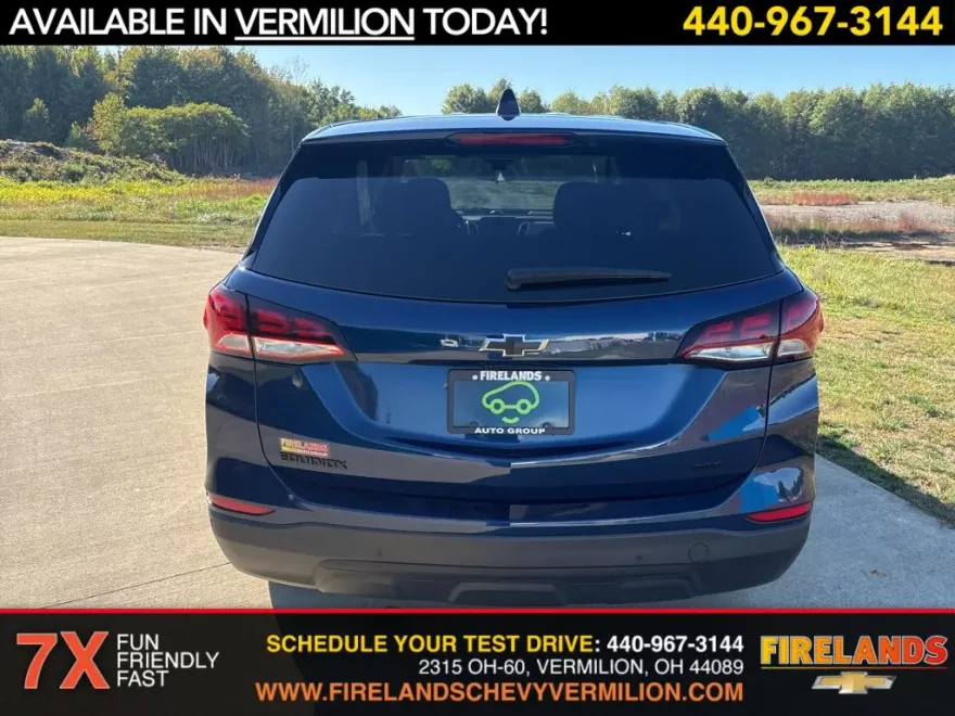 2023 Chevrolet Equinox LS photo 1