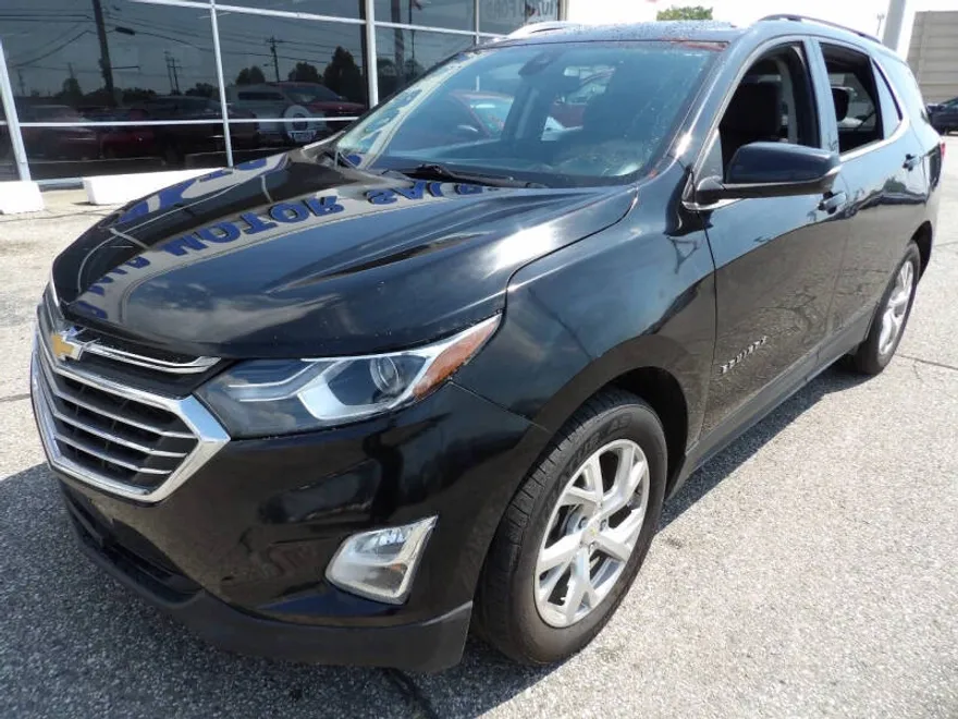 2020 Chevrolet Equinox LT photo 1