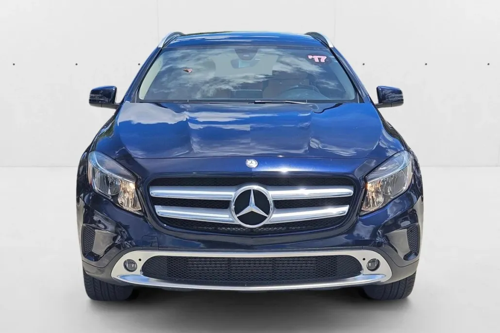 2017 Mercedes Benz GLA 250 4MATIC photo 1