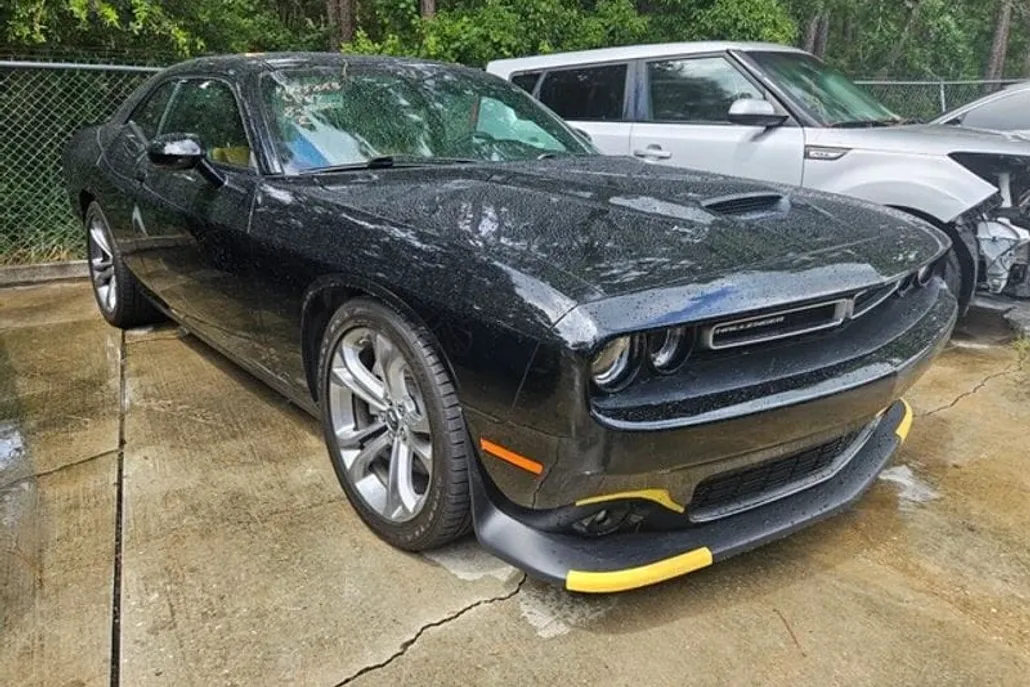 2022 Dodge Challenger GT Plus photo 1