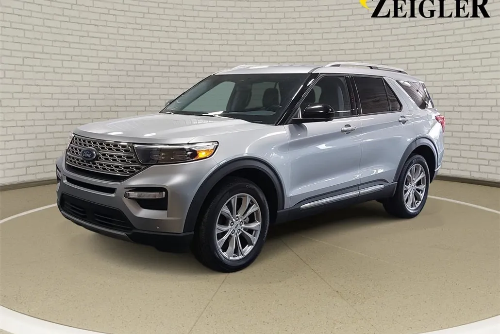 2022 Ford Explorer Limited photo 1