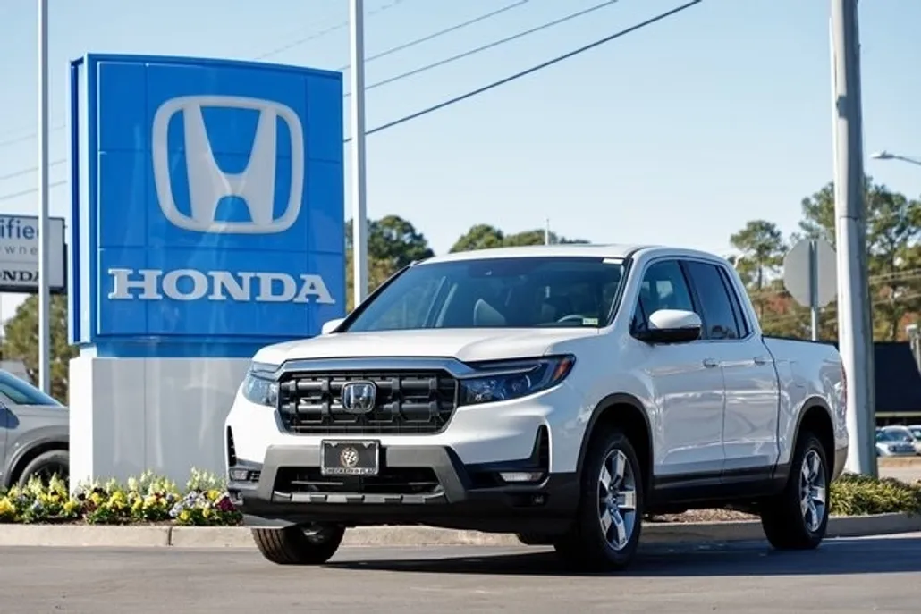 2025 Honda Ridgeline RTL photo 1