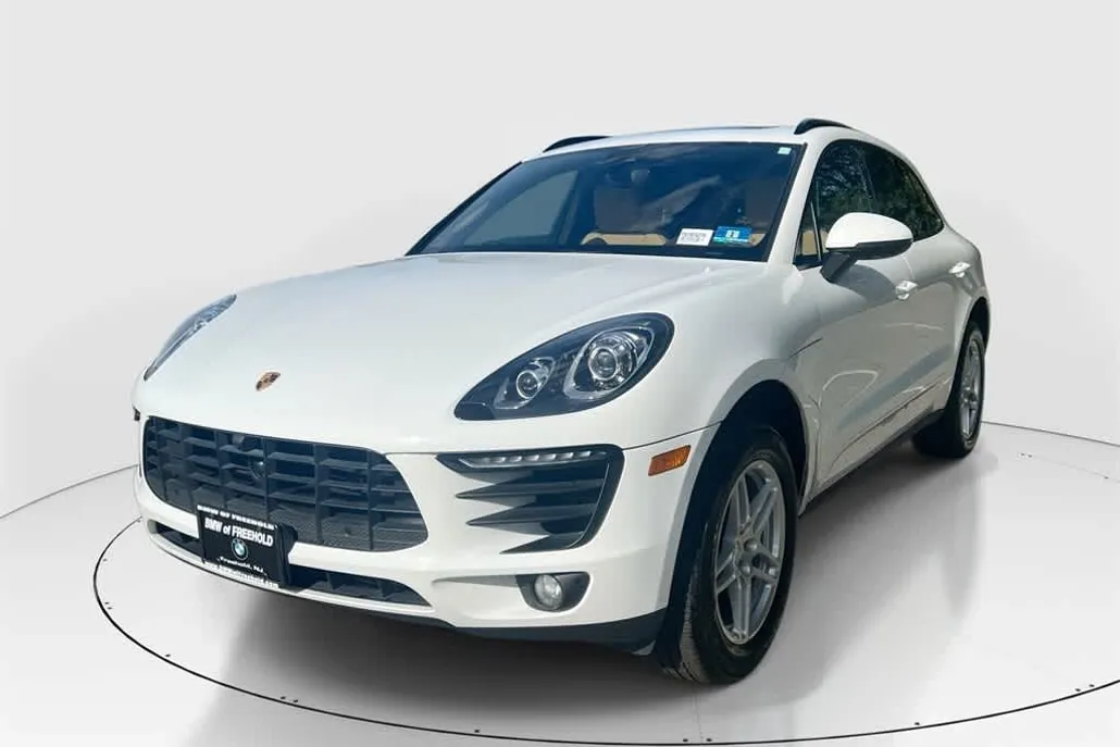 2018 Porsche Macan photo 1