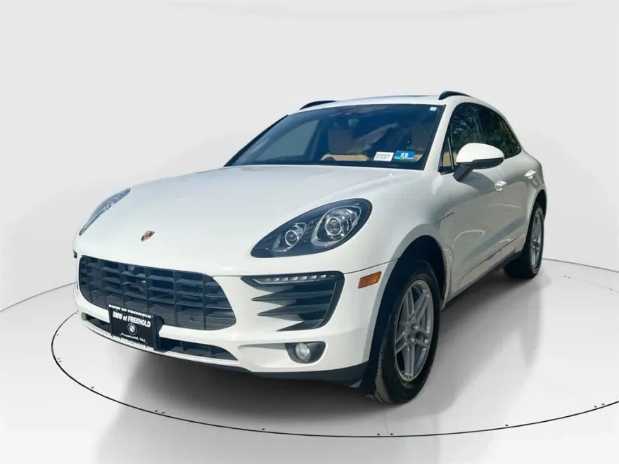 2018 Porsche Macan photo 1
