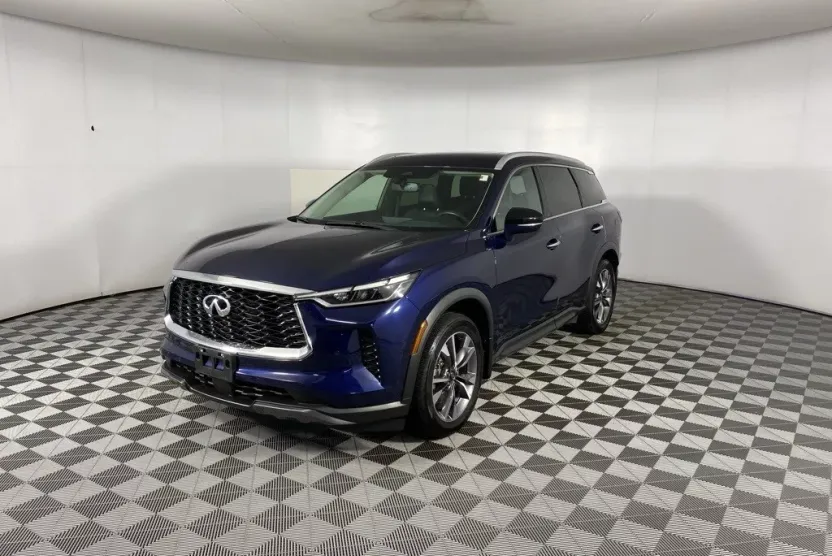 2022 Infiniti QX60 Luxe photo 1