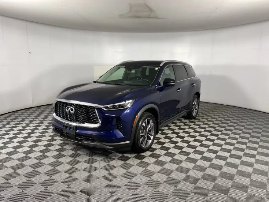 2022 Infiniti QX60 Luxe photo 1