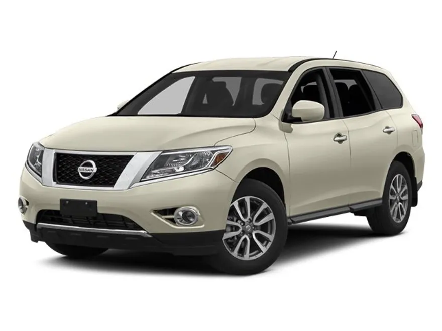 2014 Nissan Pathfinder SV photo 1