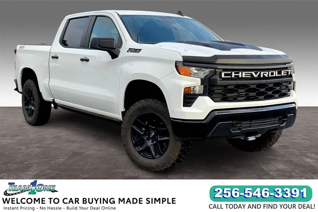 2024 Chevrolet Silverado 1500 Custom Trail Boss photo 1