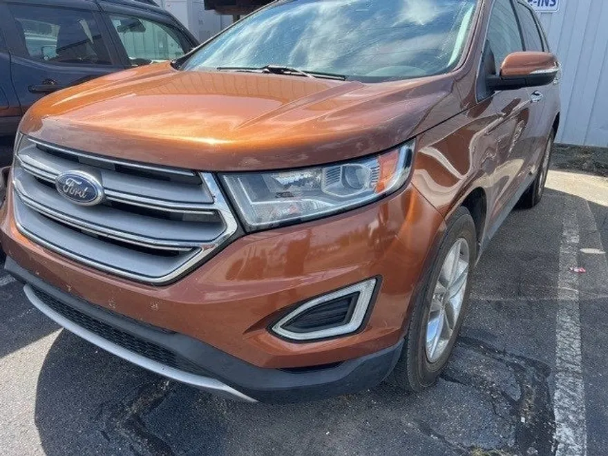 2017 Ford Edge SEL photo 1