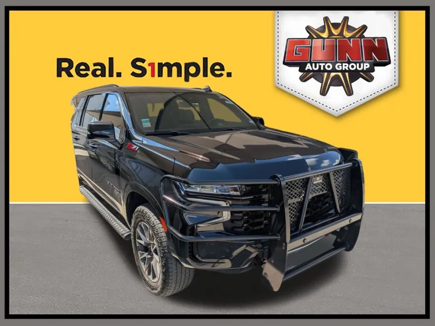 2023 Chevrolet Suburban Z71 photo 1