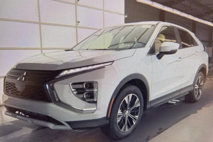 2025 Mitsubishi Eclipse Cross SEL photo 1