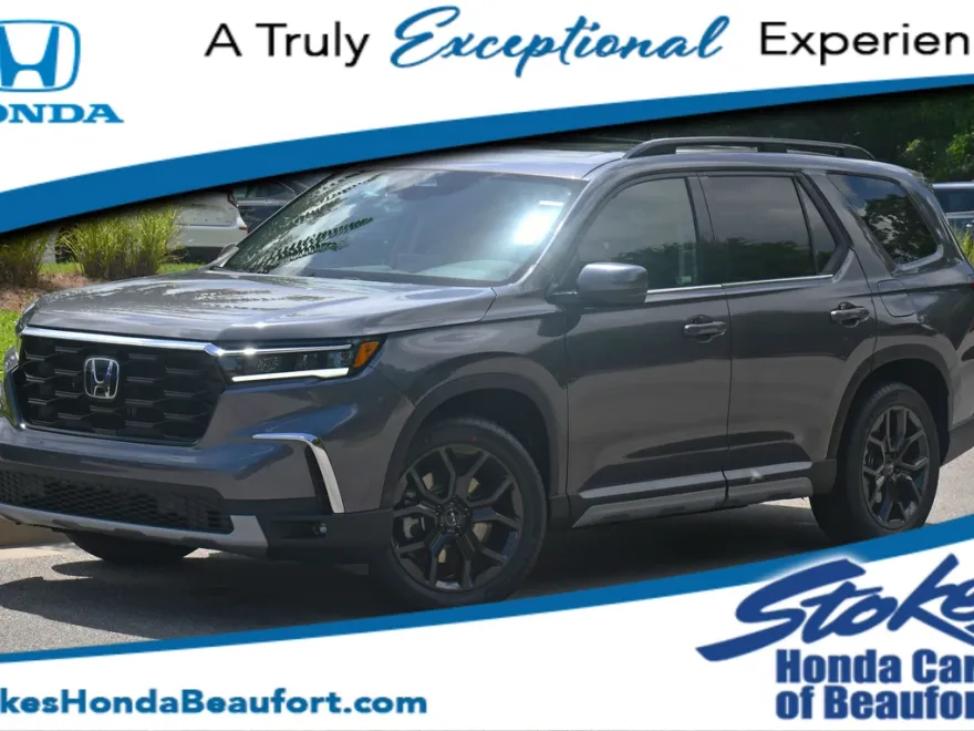 2025 Honda Pilot Touring photo 1