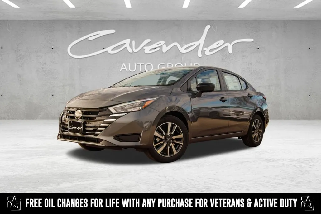 2025 Nissan Versa S photo 1