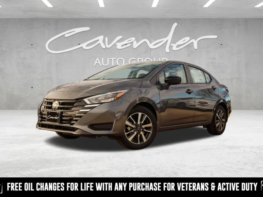 2025 Nissan Versa S photo 1
