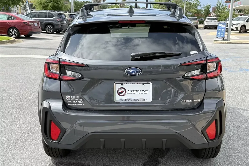 2025 Subaru Crosstrek Premium photo 1