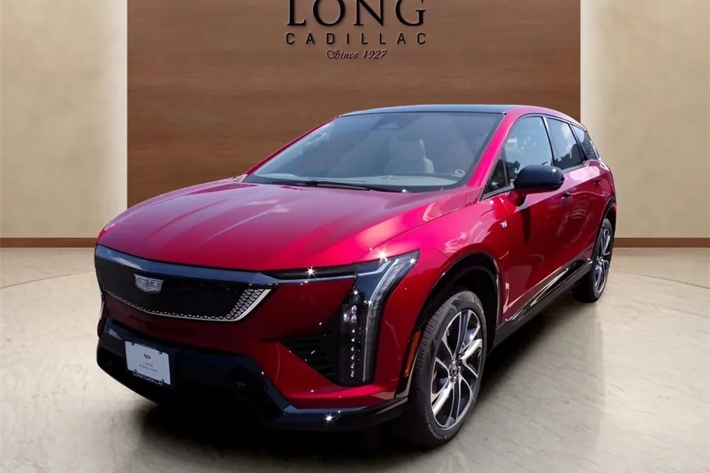 2025 Cadillac Optiq Sport photo 1