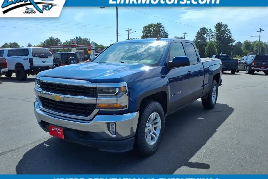 2016 Chevrolet Silverado 1500 LT photo 1