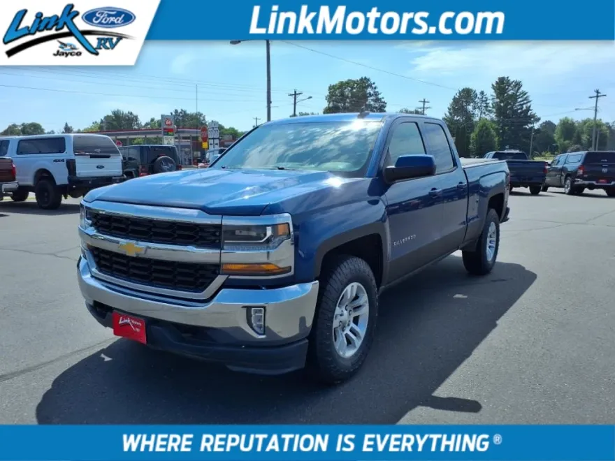 2016 Chevrolet Silverado 1500 LT photo 1