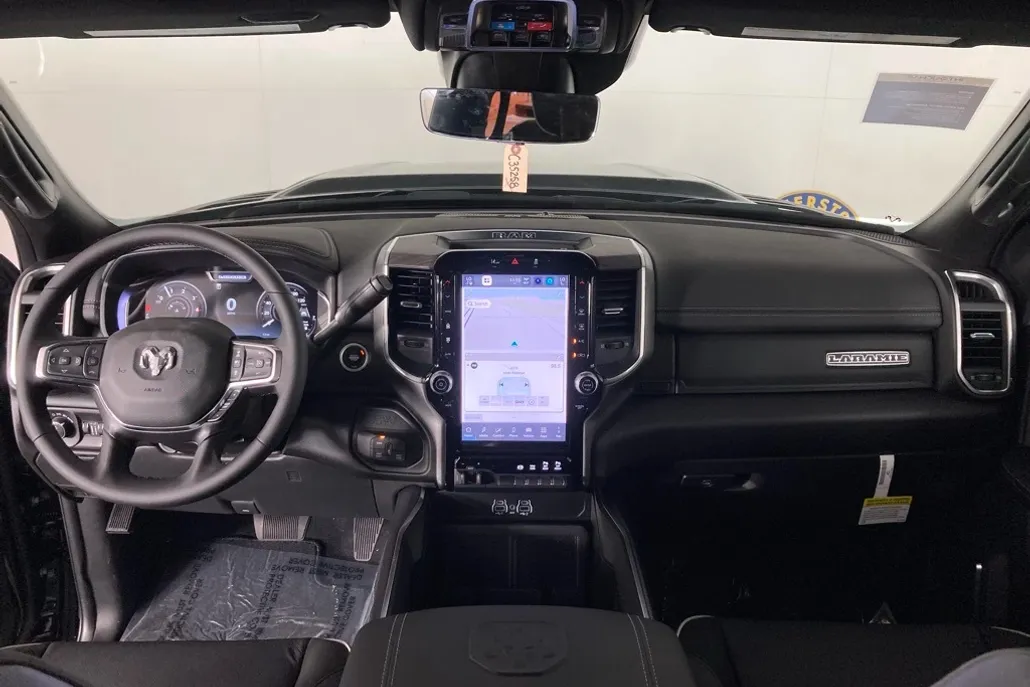2025 Ram 2500 Laramie photo 1