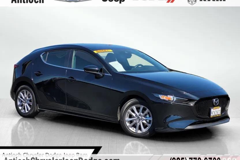 2022 Mazda Mazda3 Hatchback 2.5 s photo 1