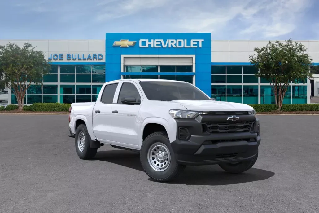 2025 Chevrolet Colorado LT photo 1
