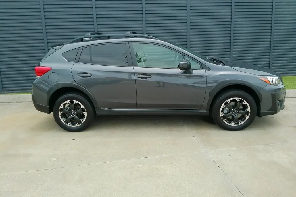 2021 Subaru Crosstrek Premium photo 1