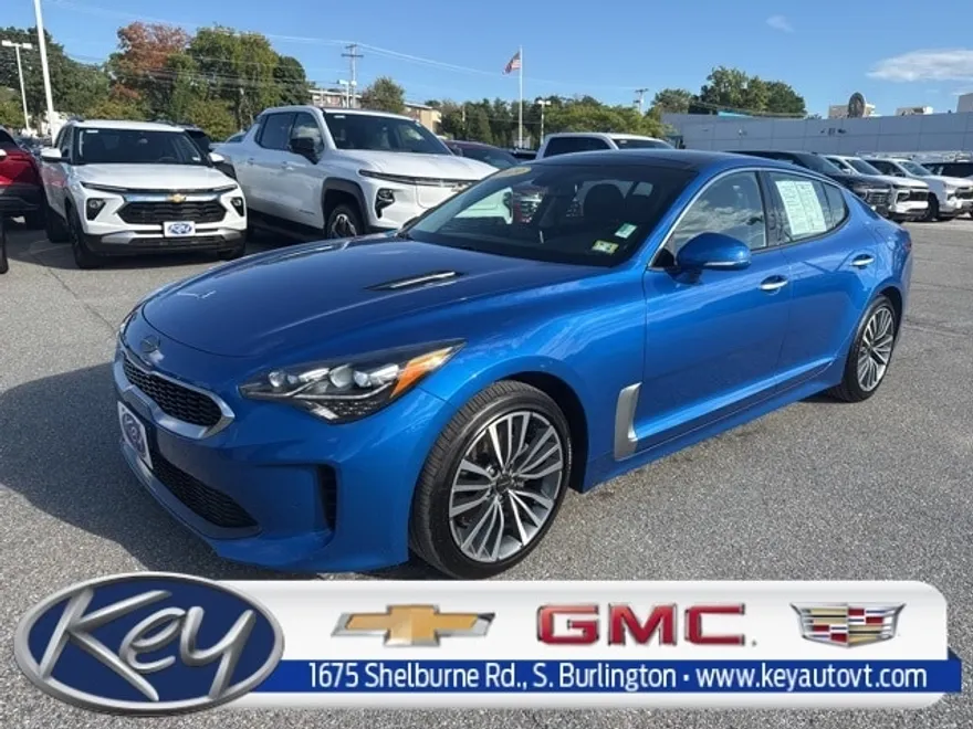 2019 Kia Stinger photo 1