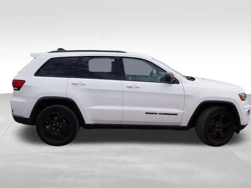 2019 Jeep Grand Cherokee Upland photo 1