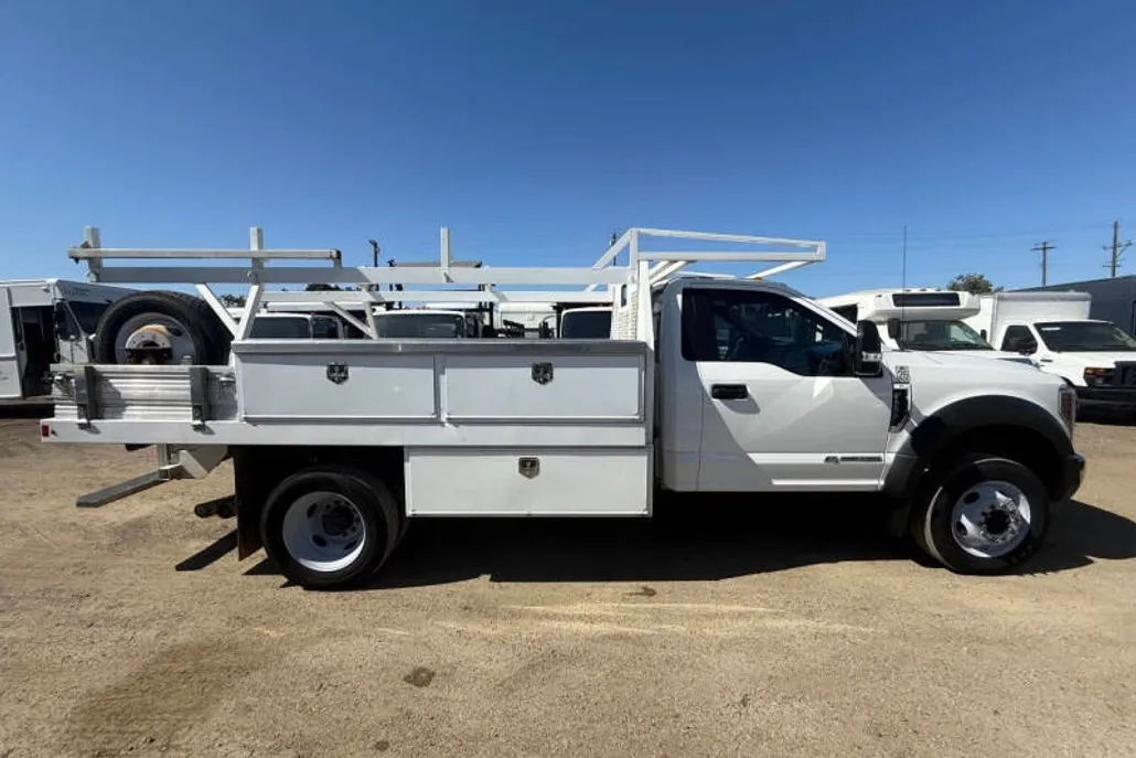 2019 Ford F-550 photo 1
