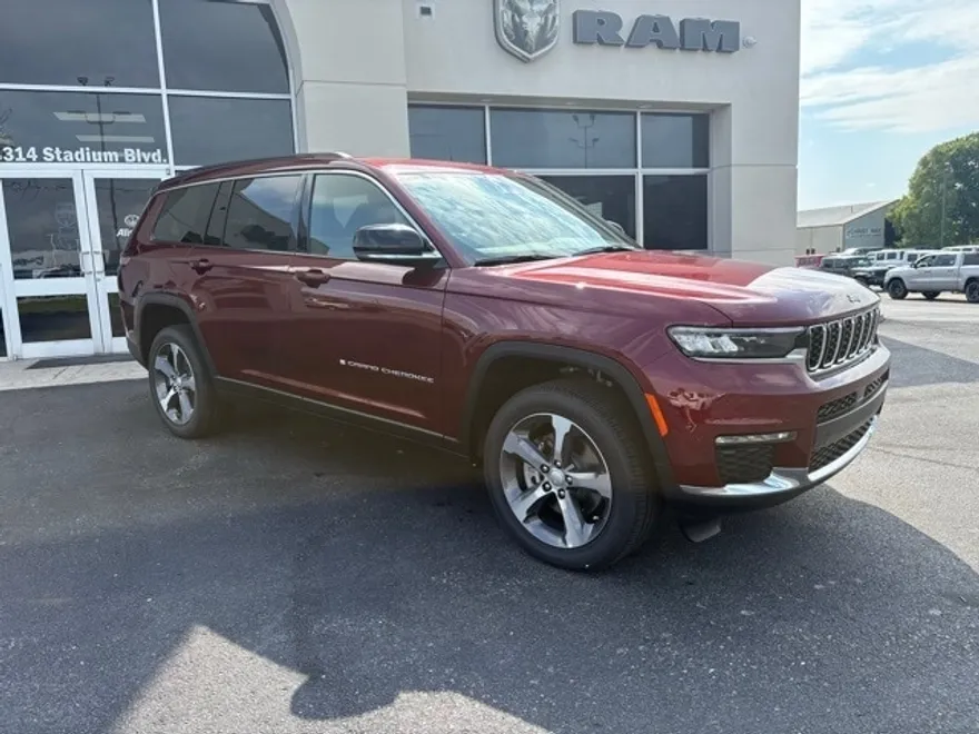 2025 Jeep Grand Cherokee Limited photo 1