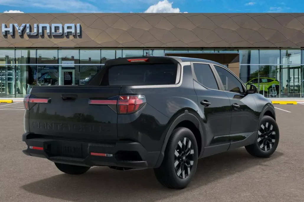 2025 Hyundai Santa Cruz SE photo 1