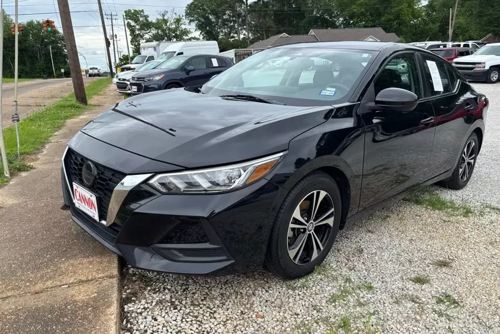 2023 Nissan Sentra SV photo 1
