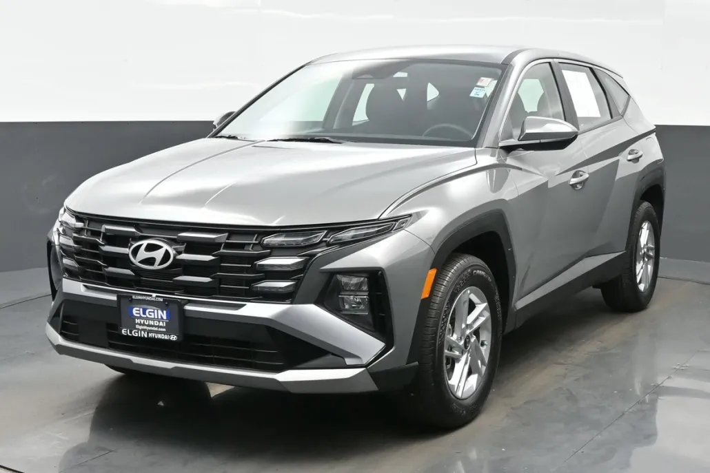 2025 Hyundai Tucson SE photo 1