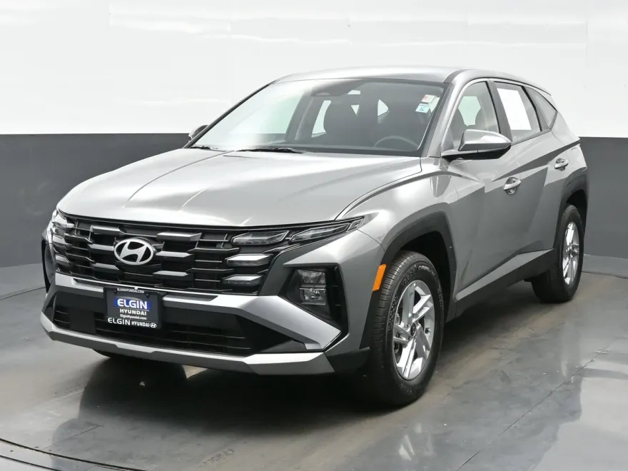 2025 Hyundai Tucson SE photo 1