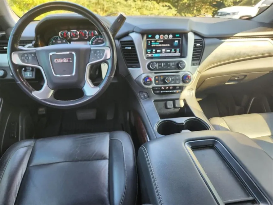 2019 Gmc Yukon SLT photo 1