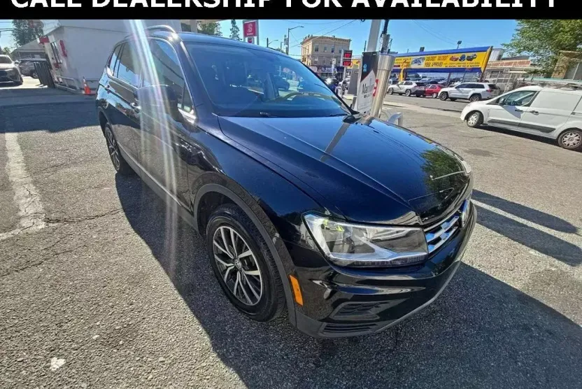 2020 Volkswagen Tiguan SE photo 1