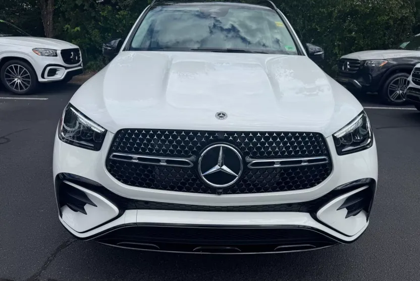 2026 Mercedes Benz GLE 350 4MATIC photo 1