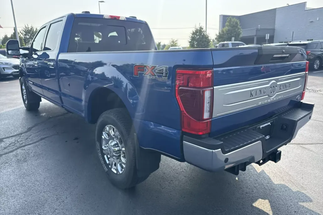 2022 Ford F-350 King Ranch photo 1