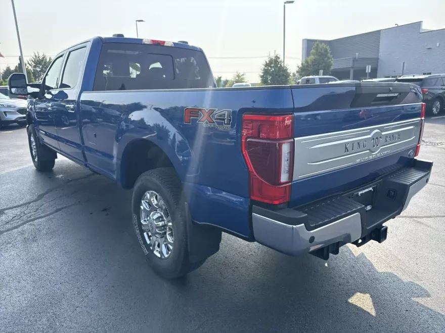 2022 Ford F-350 King Ranch photo 1