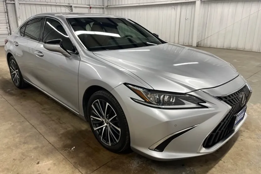 2022 Lexus ES 350 photo 1