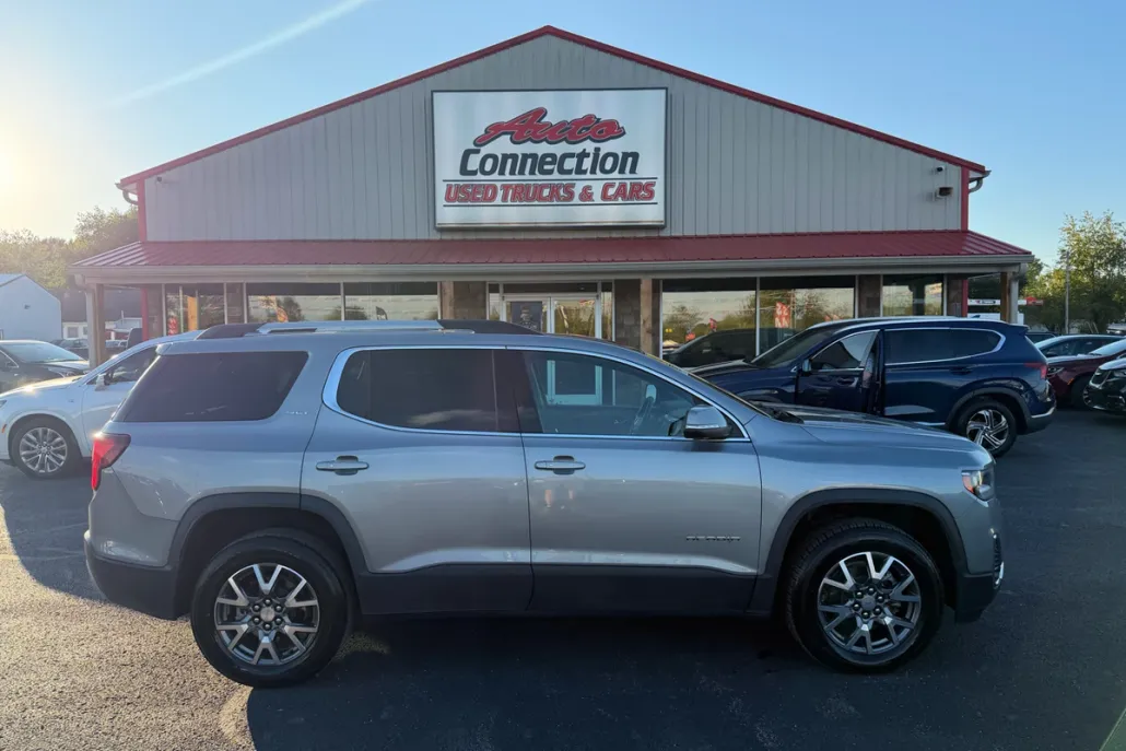 2023 Gmc Acadia SLT photo 1