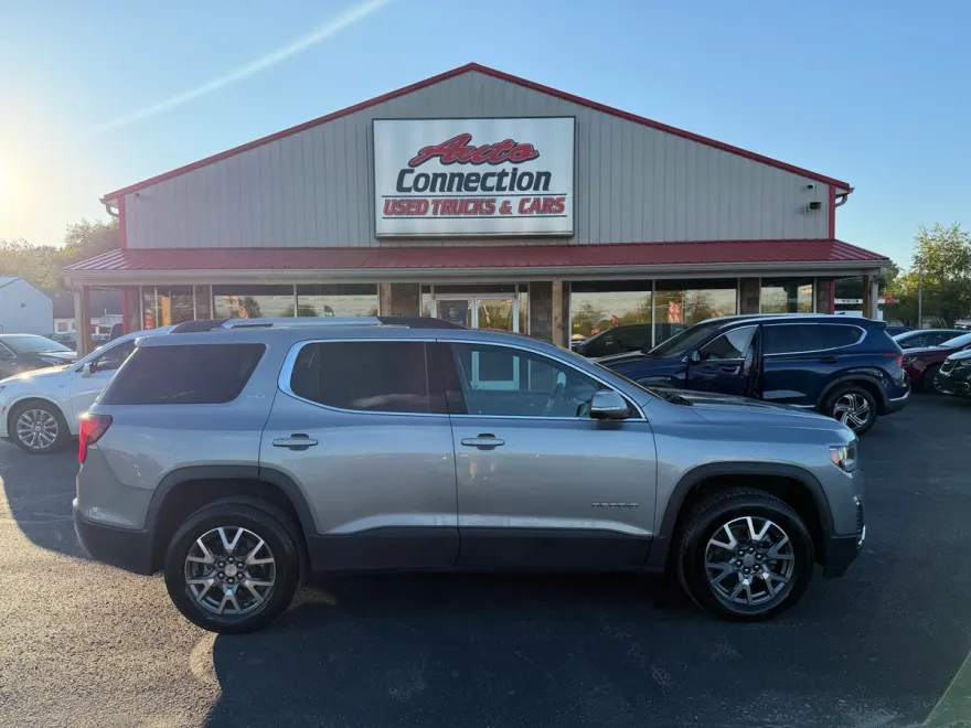 2023 Gmc Acadia SLT photo 1